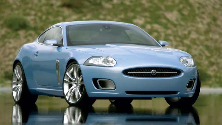 2007年型ジャガーXK試乗記――アストンマーティンの半額で手に入れる英国流グランドツアラー