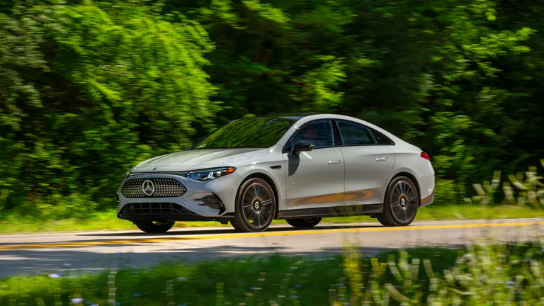 2027年型メルセデス・ベンツCLA350 4MATIC試乗記――これが新世代メルセデスの未来なのか？