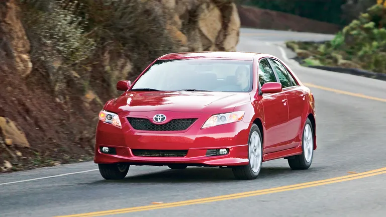2007年型トヨタ・カムリ試乗記――ベストセラーは退屈じゃない